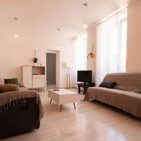 La Fontaine Neuve-Avallon-5 Personnes-1 Chambre-3 Lits-Parking-Wifi Exteriér fotografie