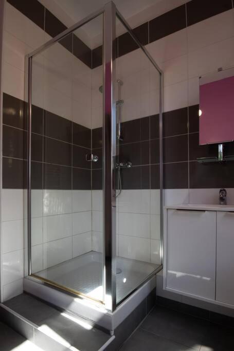 La Fontaine Neuve-Avallon-5 Personnes-1 Chambre-3 Lits-Parking-Wifi Exteriér fotografie