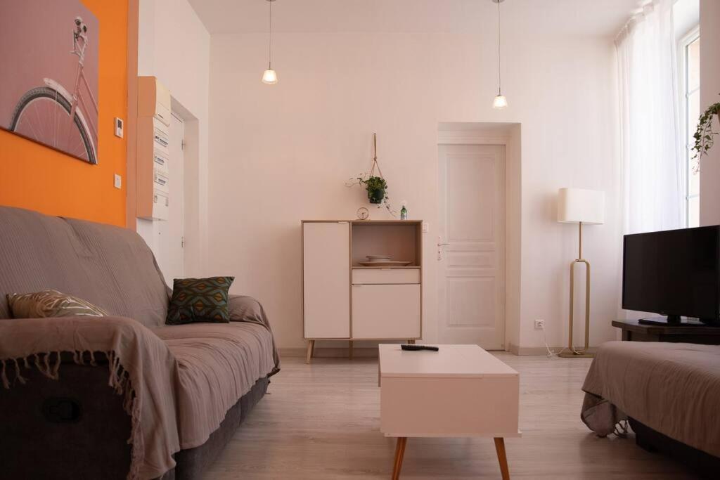 La Fontaine Neuve-Avallon-5 Personnes-1 Chambre-3 Lits-Parking-Wifi Exteriér fotografie